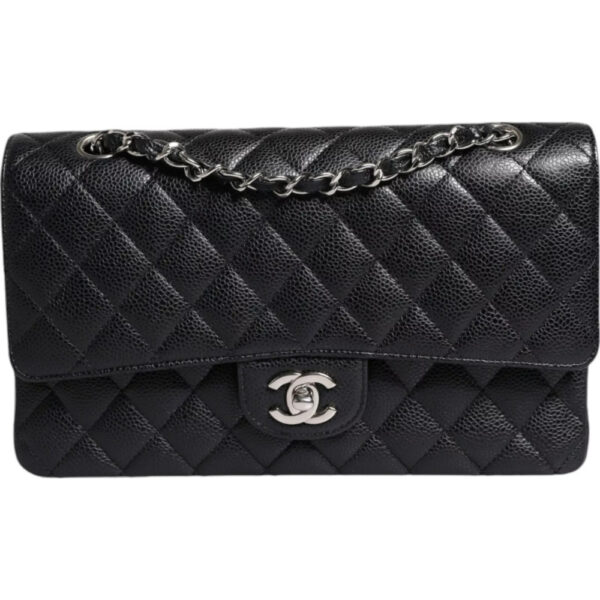 CHANEL - Bolso de hombro acolchado plateado Black Caviar Medium Classic Double Flap.