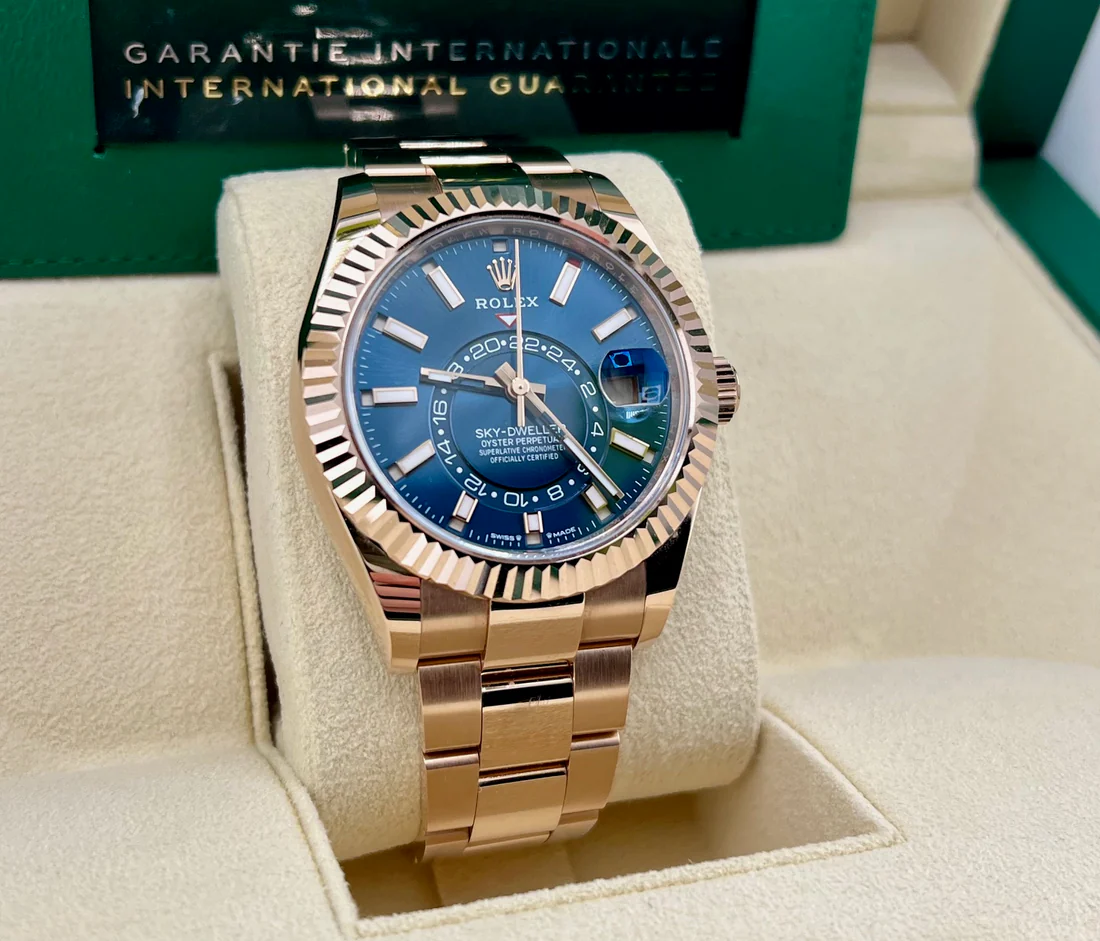 ROLEX Sky-Dweller 336935 Esfera Azul 42mm 2024 Conjunto Completo - Image 4