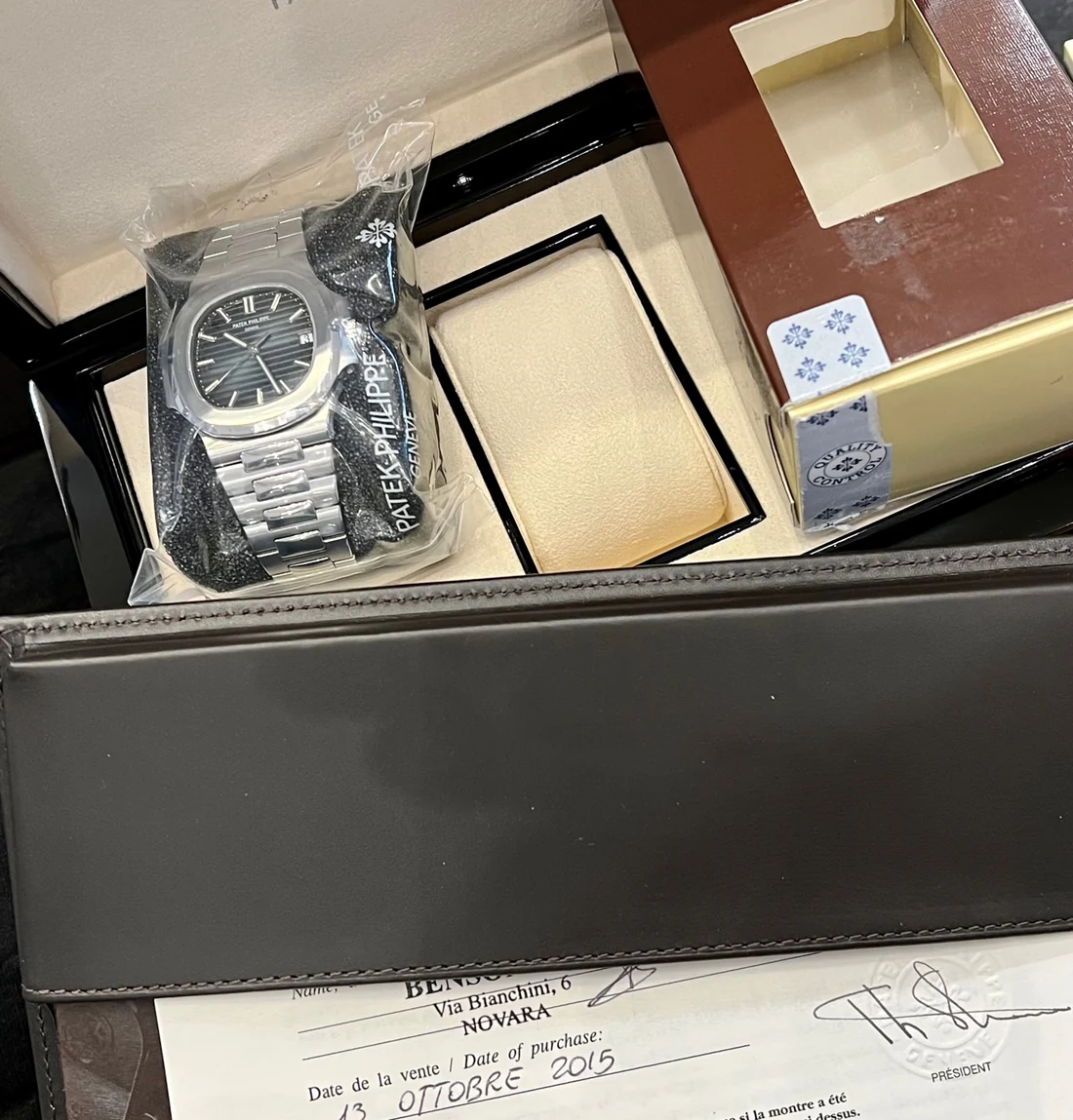 PATEK PHILIPPE - Nautilus 5711/1A Esfera Azul 2015 SELLADO Garantía Italiana - Image 3