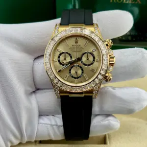 ROLEX Daytona - Oro amarillo con diamantes y bisel baguette de diamantes